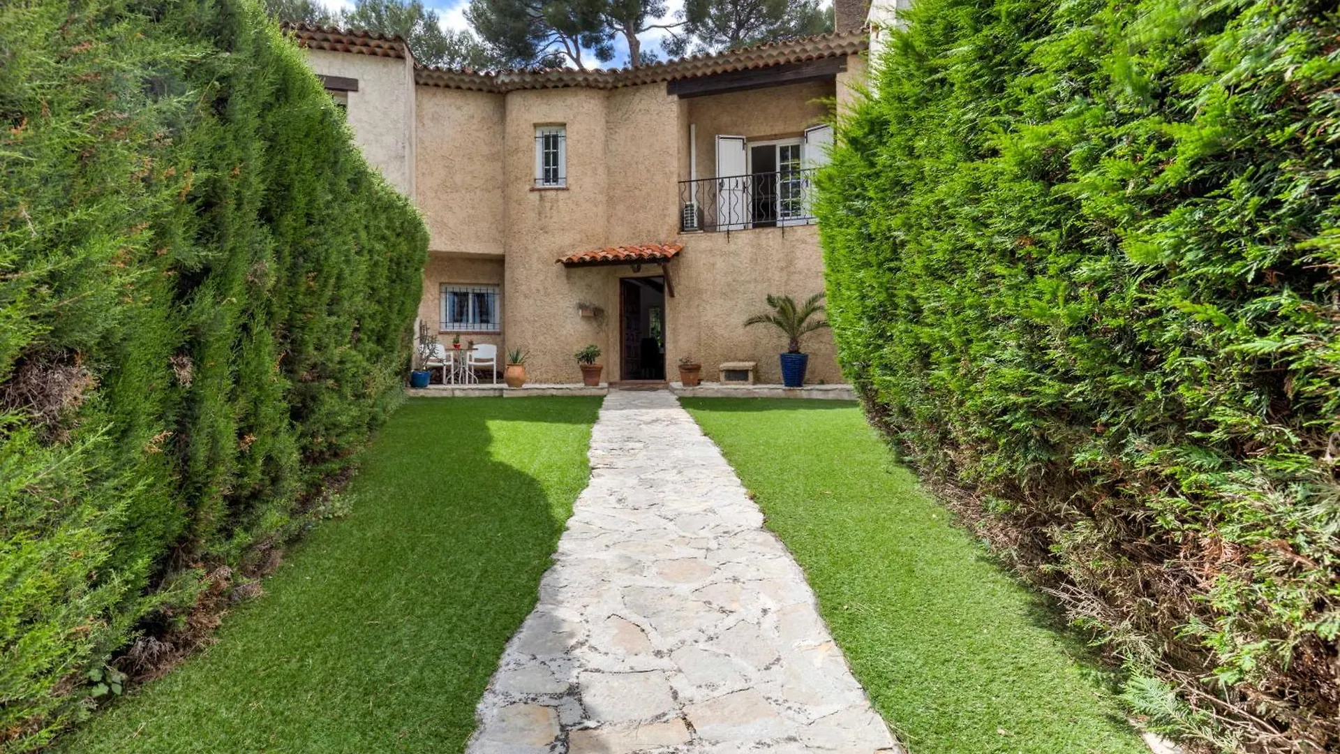 Villa In Antibes Domain With Tennis And Pools France